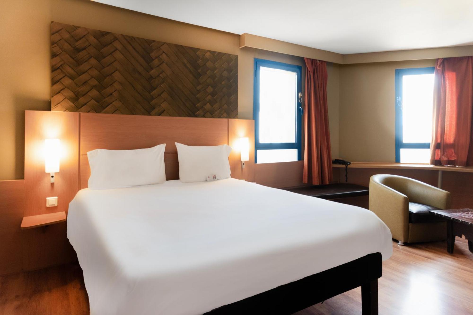 Ibis Oujda Hotel Exterior photo